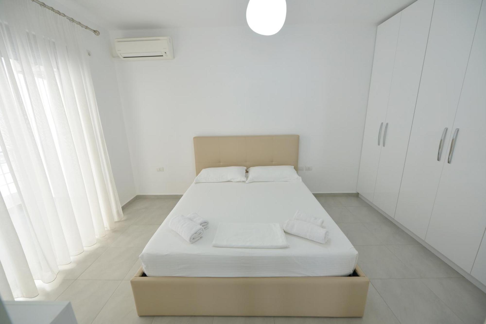 Apt Sarandë Exteriör bild