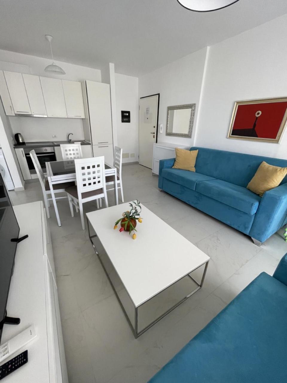 Apt Sarandë Exteriör bild